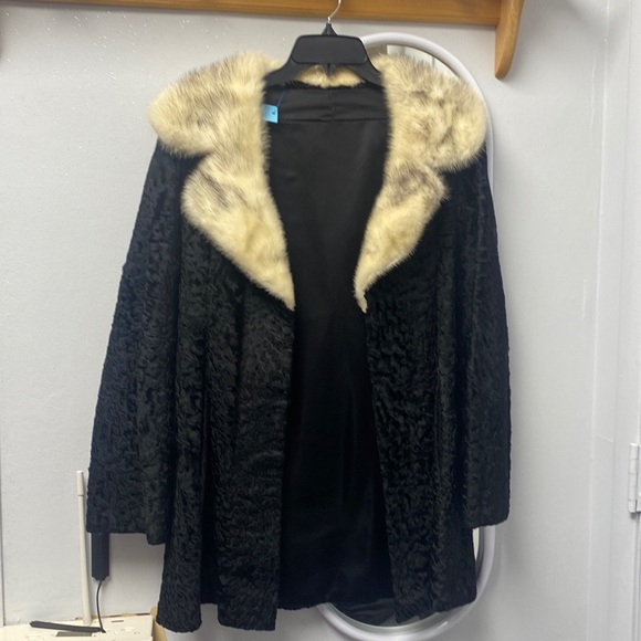 Winter New French Style Brand Short  Warm Chic Fur Lamb Wool Coat Pu Patchwork Zipper Pocket Outwear Chaqueta Mujer